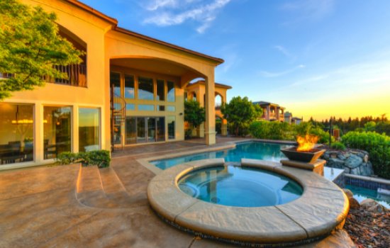 Opulent Villa Retreats